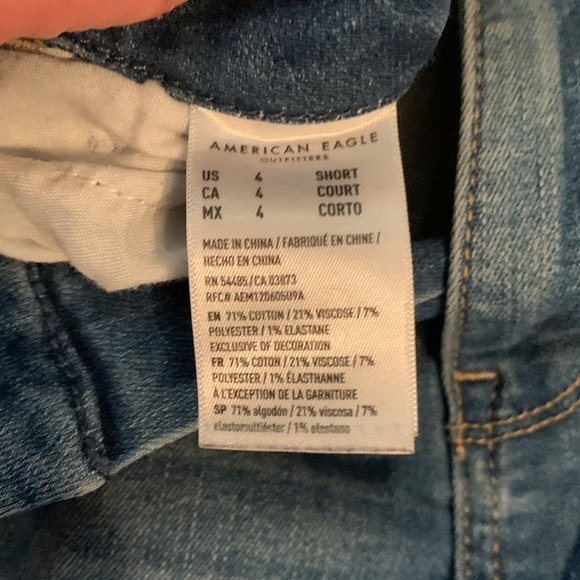 American eagle curvy high rise jeans, ripped, US 4 - Picture 5 of 5